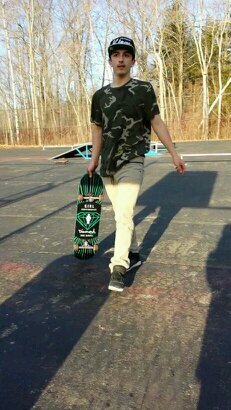 logan_laughlin's profile picture. 16 years old, I love skateboarding and living life!