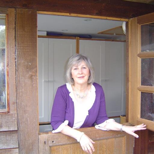 lynnechallenge's profile picture. 