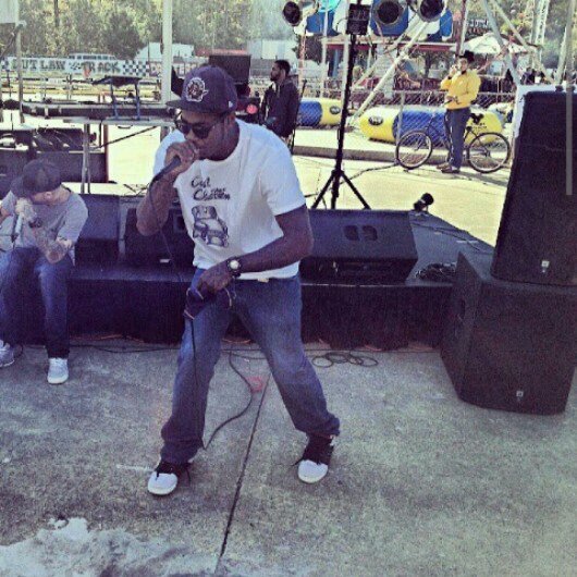7ocal5on7y    Keep it 8ØØ    L.O. Life or No Life     Instagram: kickstand_slim_7ocal5on7y