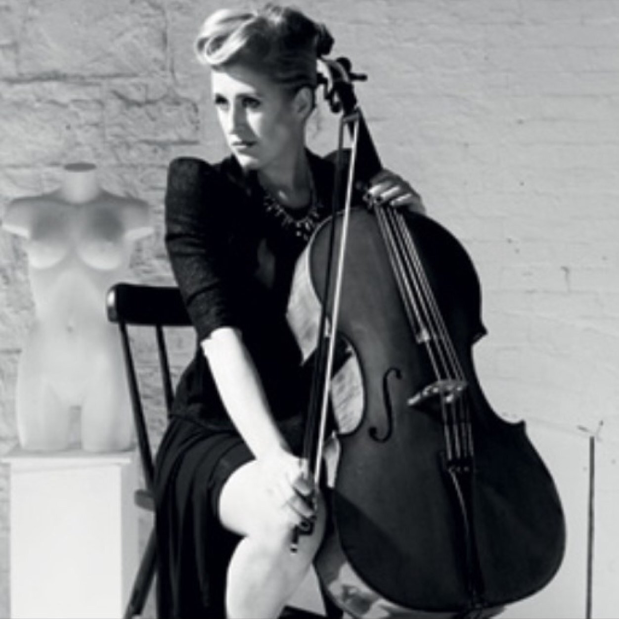 Cellist