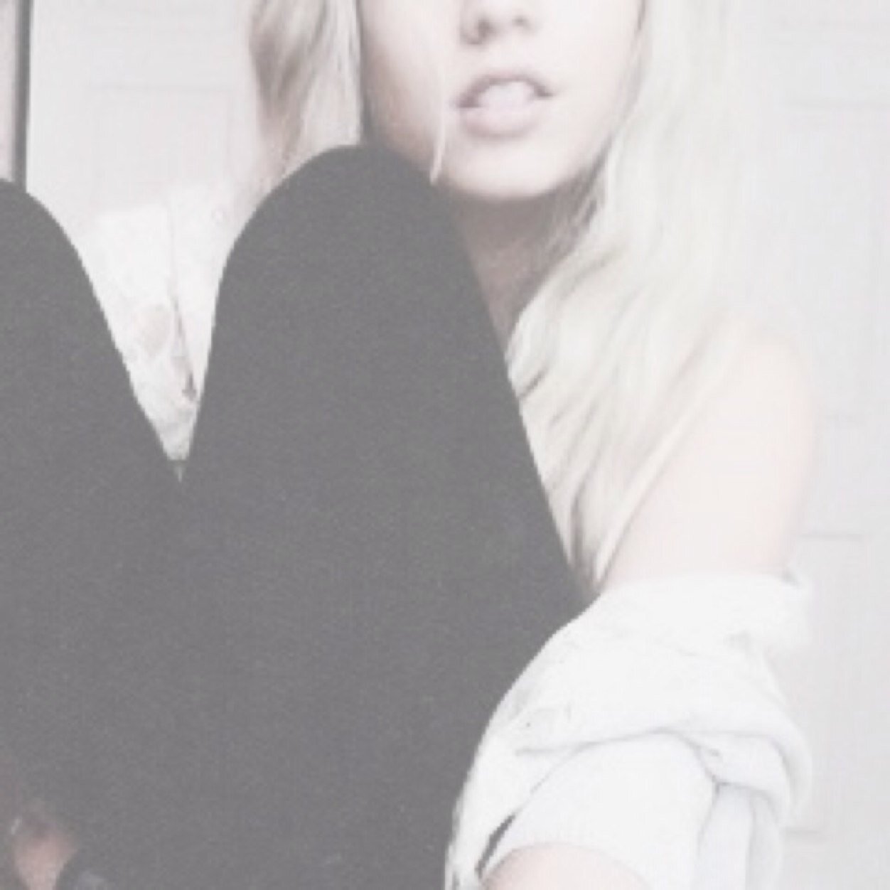 skinnyqueenx's profile picture. i just want to disappear