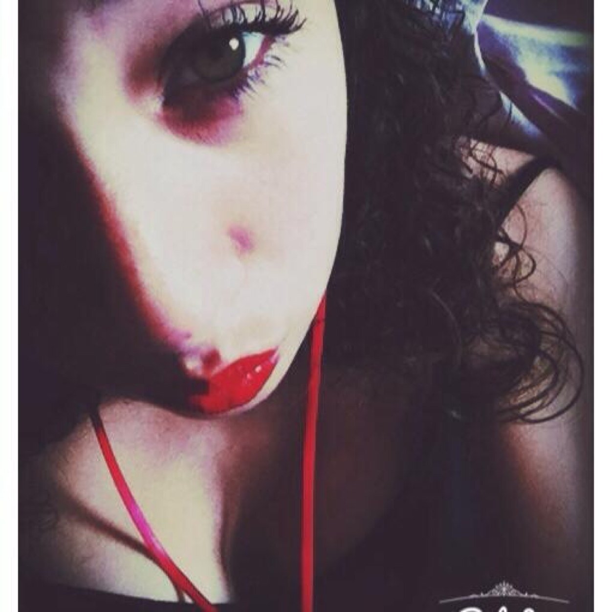 smexymoo_sutton's profile picture. 