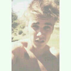 R73979618's profile picture. Follow my main account: @bizzlingjb