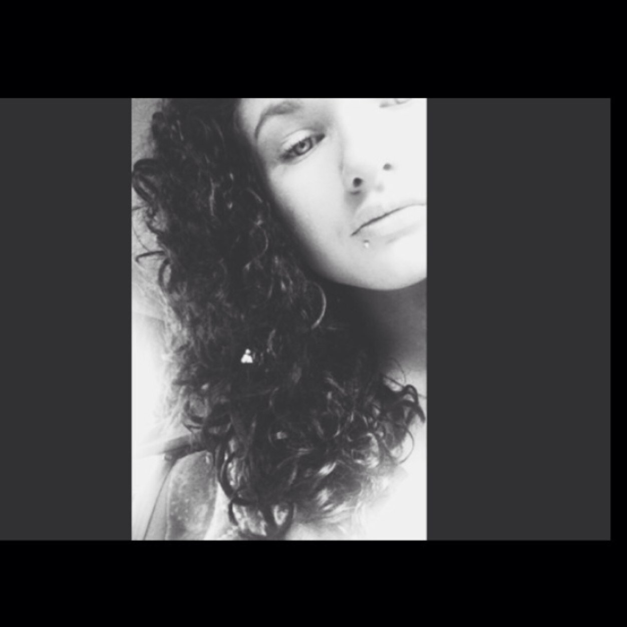 ' 96 • Tattoo Ontwerper • Smoker • Tatted • Pierced • Music.