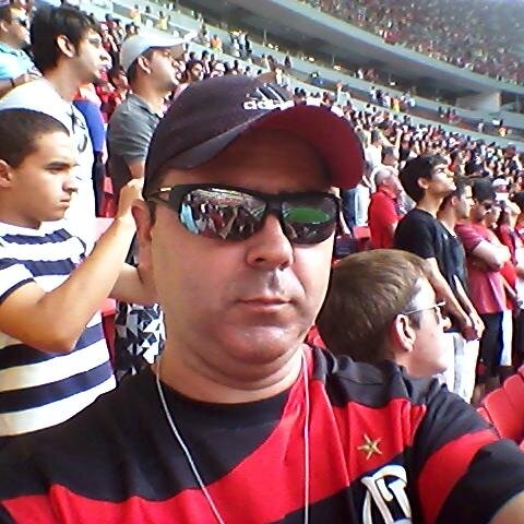 Tu eis time de tradição, Raça, Amor e Paixão ó meu Mengo!