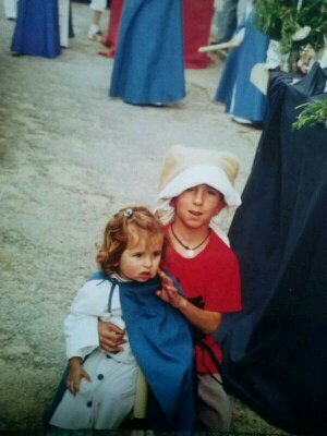 Del 96. Estudiante de Veterinaria en la Uex.  Aficionado del mundo del caballo y de la música.