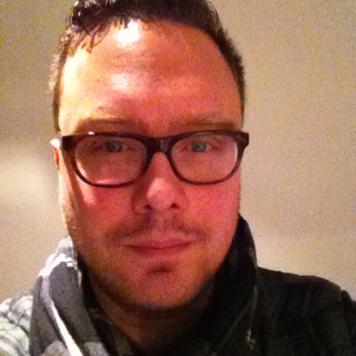 zizou2's profile picture. sportsfan, reader, music, movies, runner, football, littlebit of thaibox, moviepreviews, drogehumor, food &drink, travel