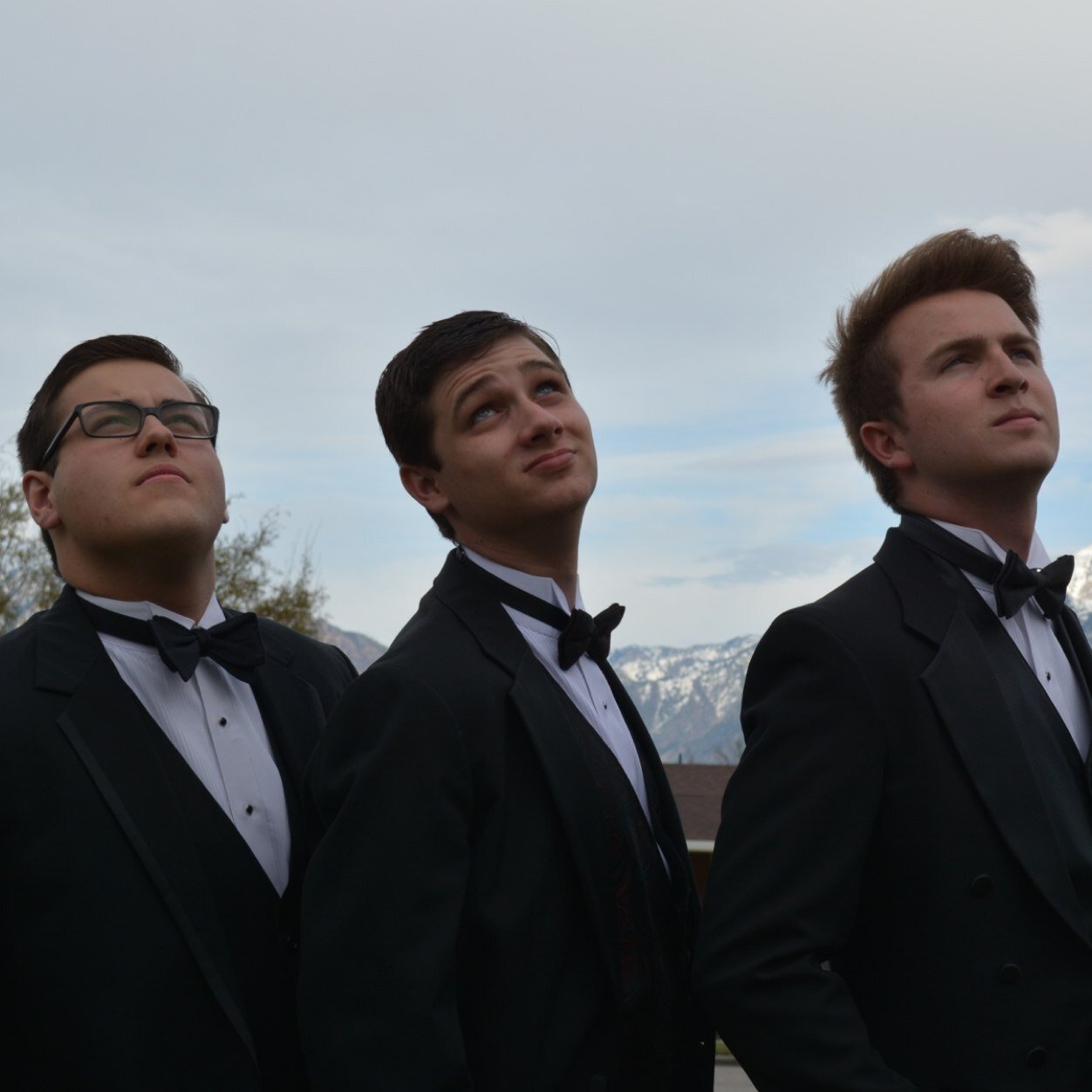 @GreatYoungAlex, @bobtheawesome1, Nathan Lauritzen, and @StefeLorchshire. We talk with Jesus on the daily & eat ice cream with Slenderman on Tuesdays.