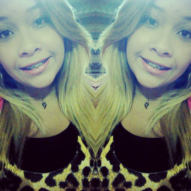 ----- Essa menininha aki ------- Amiga desse povinho ali