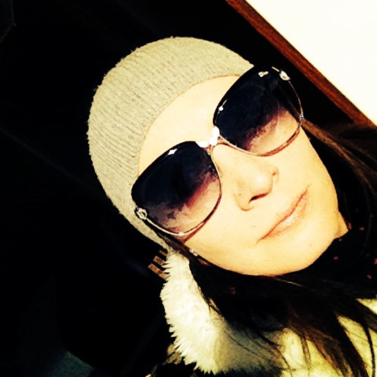 sandrine051082's profile picture. 