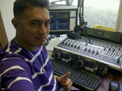Locutor, Vj ,Productor ,Dj Profesional en Radio y Discotecas movil.  Creador del Zafari Crew ,Wasap 66655429