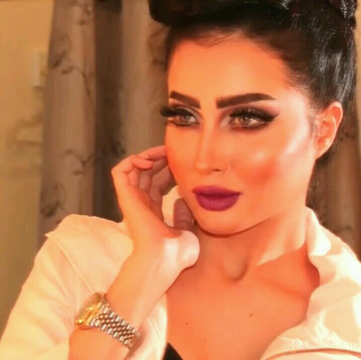 ‏‏‏‏‏متابعه فقط ◀ ومتذوقه للشعر◀ فتاه عشرينيه♛ ملكه ♛علي عرش الصبايا ◀  ★وومفضلتي★تحمل ماهو اشدني واعجبني من بووح الشعراء !  ◀  ■الخاااص جزاءه حظر■