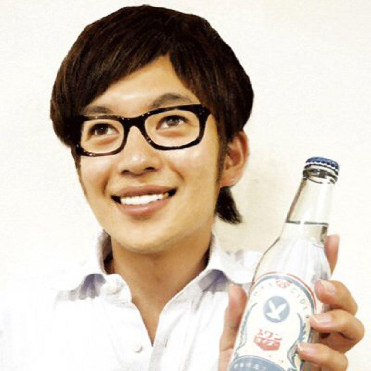 自然と音楽と人が好き。 好きな言葉は「ありがとう」 誘いはノル！！ 自由を愛する僕もいよいよ30代に突入！！ 『男は30からだ！！』とポジティブに 愛知県春日井市を中心に「何でも屋」を目指して奮闘中。 日々出会う人達に感謝です。 毎日を楽しく、ポジティブに！がモットーです！