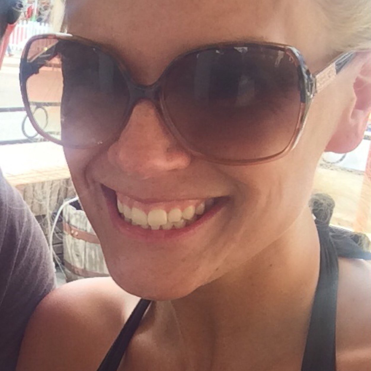 shannonlhigh's profile picture. 