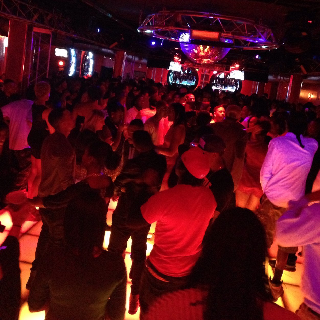 The Hottest Venue To Be On A Friday Night In The Triad [#InfenoFridays] With The Sexiest People From All Over For B-Day/Booth Info Contact: (336)340-9702