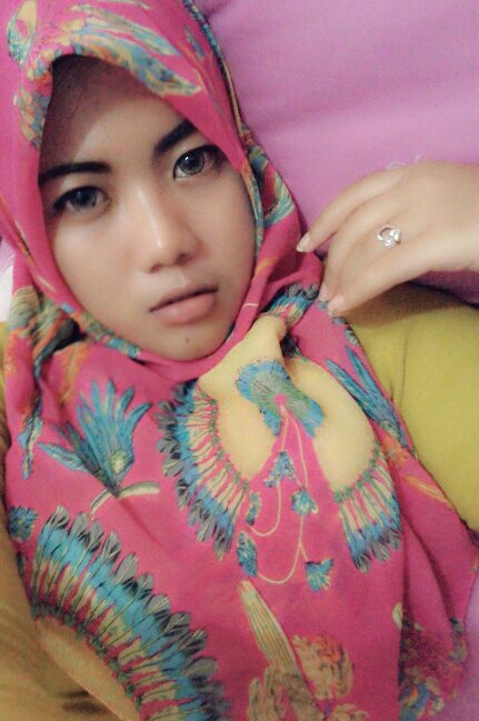 line: ninaistichana , pin : 757AE530, ilove my family ..