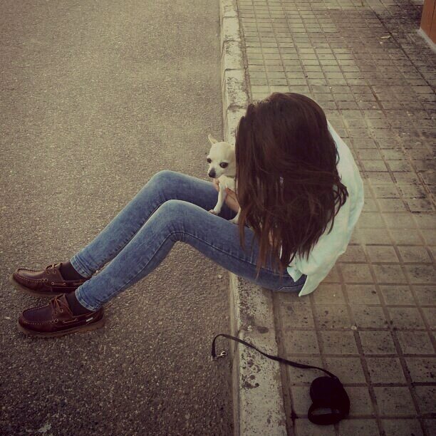 Dando guerra desde el 2000 ^^ siempre happy :) y queriendo muchito a la que a llegado a ser una hermanita para mii @lauragc1916