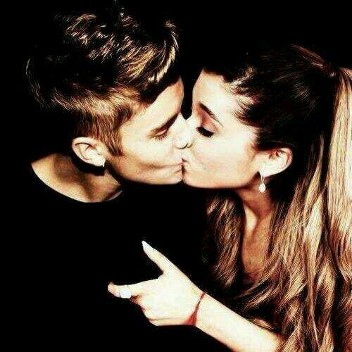 AMORES SIGAM @DessaStyles3v3r porfavor obg corasoom *-* tomara q seu idolo te siga bjuuss