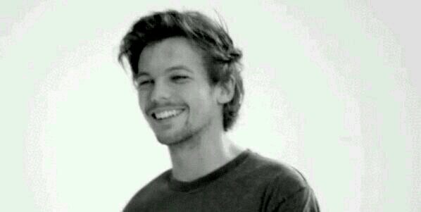 Can you please follow @niallftjmo and not this acc? :)