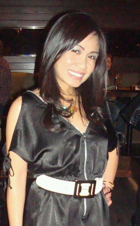 Cloe_G12's profile picture. An entrepreneur, a music teacher, a singer/musician, a traveler, a collector of bags, jewelries & shoes. shopping is my cardio, my dirt bike is my bff!