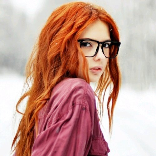 Hija de Ron y Hermione, hermana de Hugo. Soy una rata de biblioteca, lo sé. Gryffindor.
