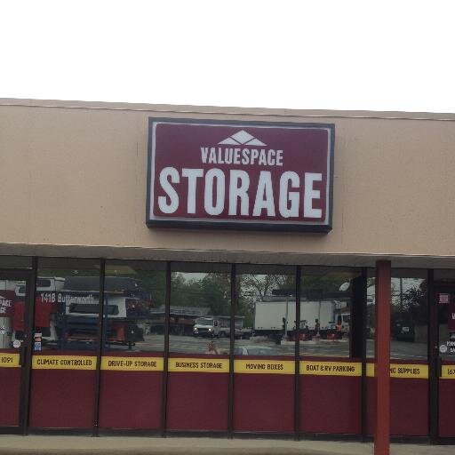 Storage, 24/7 access, video camera surveillance, clean and convenient!