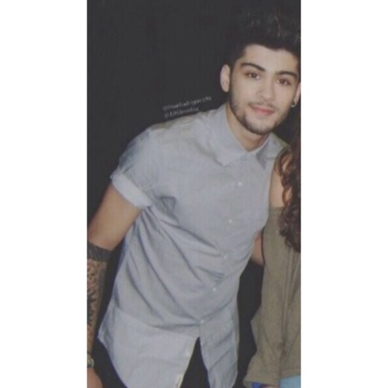 Follow @somewherezayn please:) love x