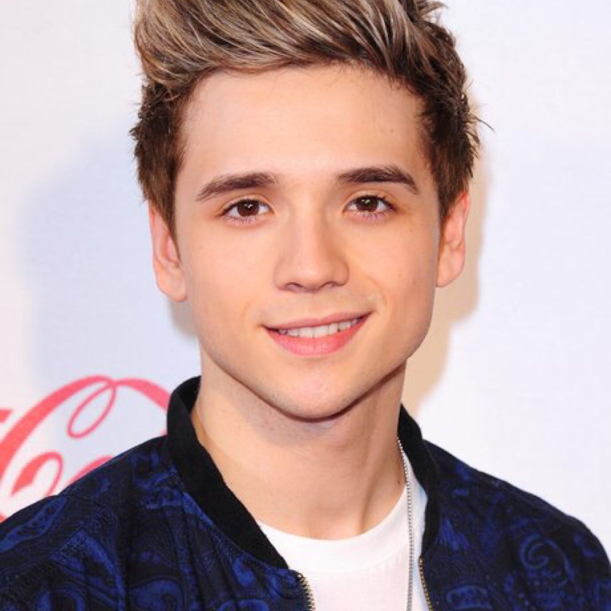 Love my life love elyar fox he is well fit!