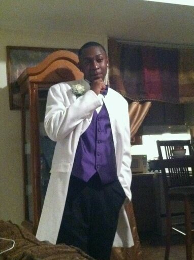 Lil krazy me I rap and sing if anybody looking to hear me this the place to be