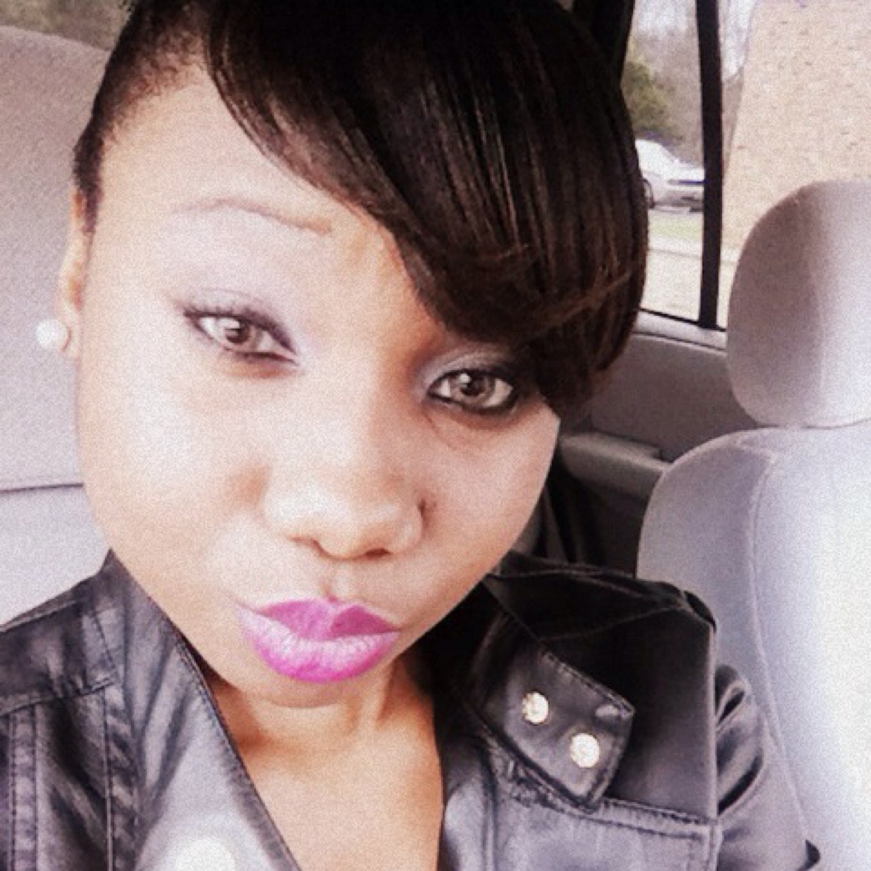 AbnerAndrea's profile picture. Boss Bxtch # 1☝️

#Smart  #Pretty  #Independent
((Don't Come 4 Me Unless I Send 4 You))✌️