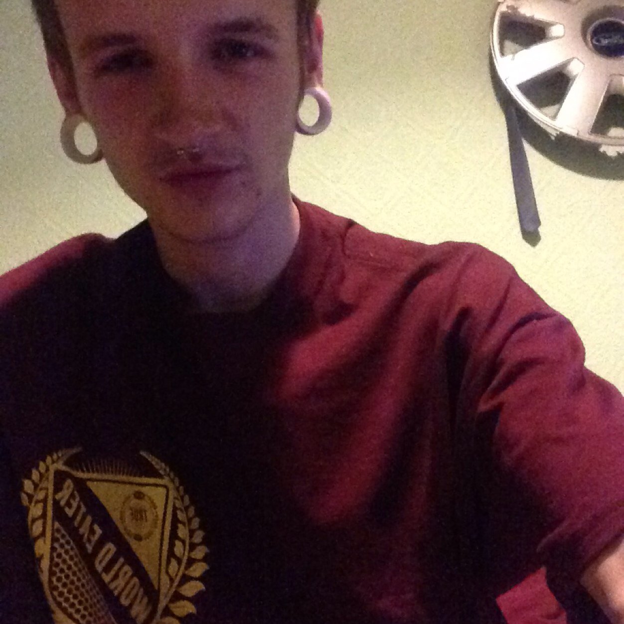 Hardcore // Pop punk // NTB // Stay Cold // Follow my new account @whagxwan