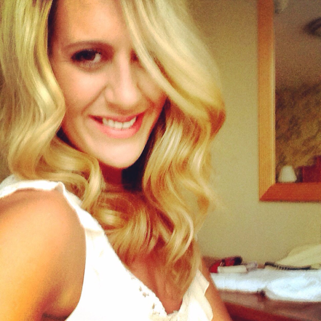 charzysparkle's profile picture. 