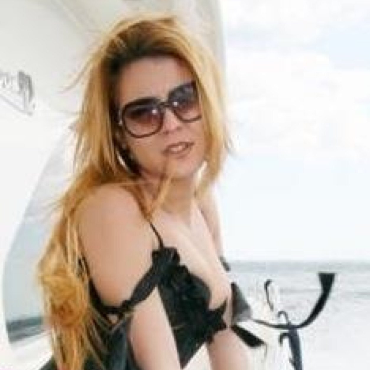 yadira25420087's profile picture. 