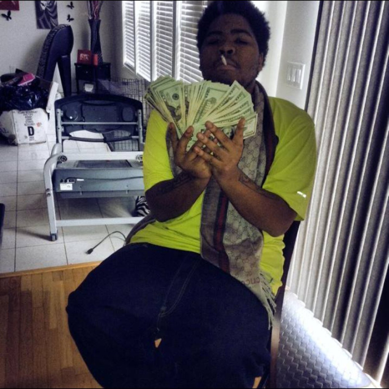 Fck u Pay me, Young, Wild,&Reckless kik @RopobLilFreddie