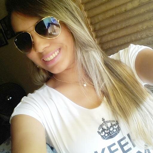 Pαi, guαrdα o meu corαção onde nem mesmo os 
meus sentimentos possαm interferir na Tuα vontαde . ♥