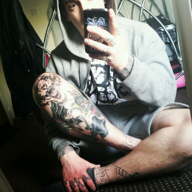 20. Single. Manchester. Tattoo Collector. Guitars for Glory For An Idol