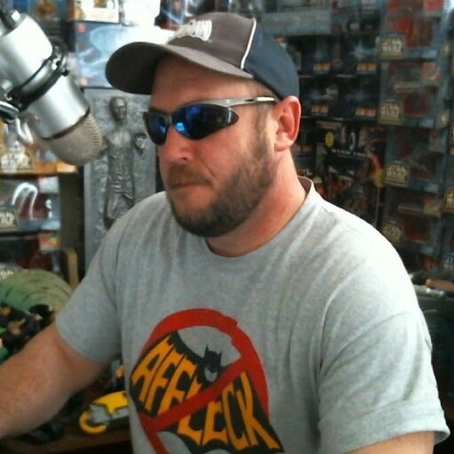 Keeping you updated on Fanboy news! Check out my blog at https://t.co/bvZC5vWWyZ, and Comconoclast on Facebook!