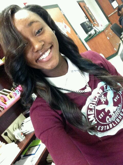 -Beautiful..Sinqle..#CountryforLife, ..FOLLOW MEE ⇨⇨Since u alreadi Beinq Nosey .!!.