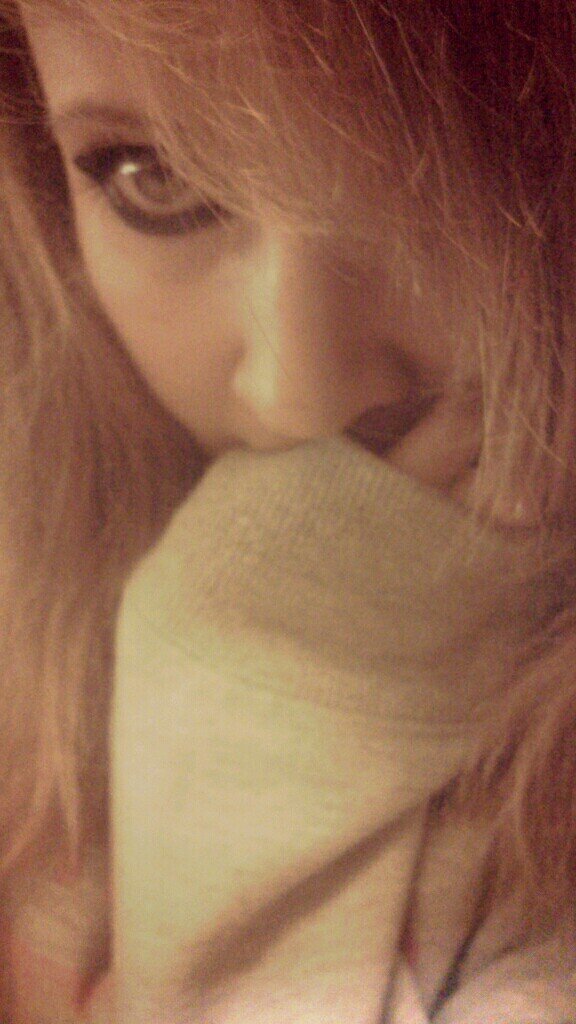 SmashAndSlash's profile picture. 19 year old Irish girl. Fucked up but recovering after a 2 year state of not wanting to be here. I'm here for anyone who needs a friend 3