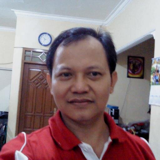 Ayah empat putra Ferdychafrico                               ( Dicha,Chafri,Ferdy & Rico )