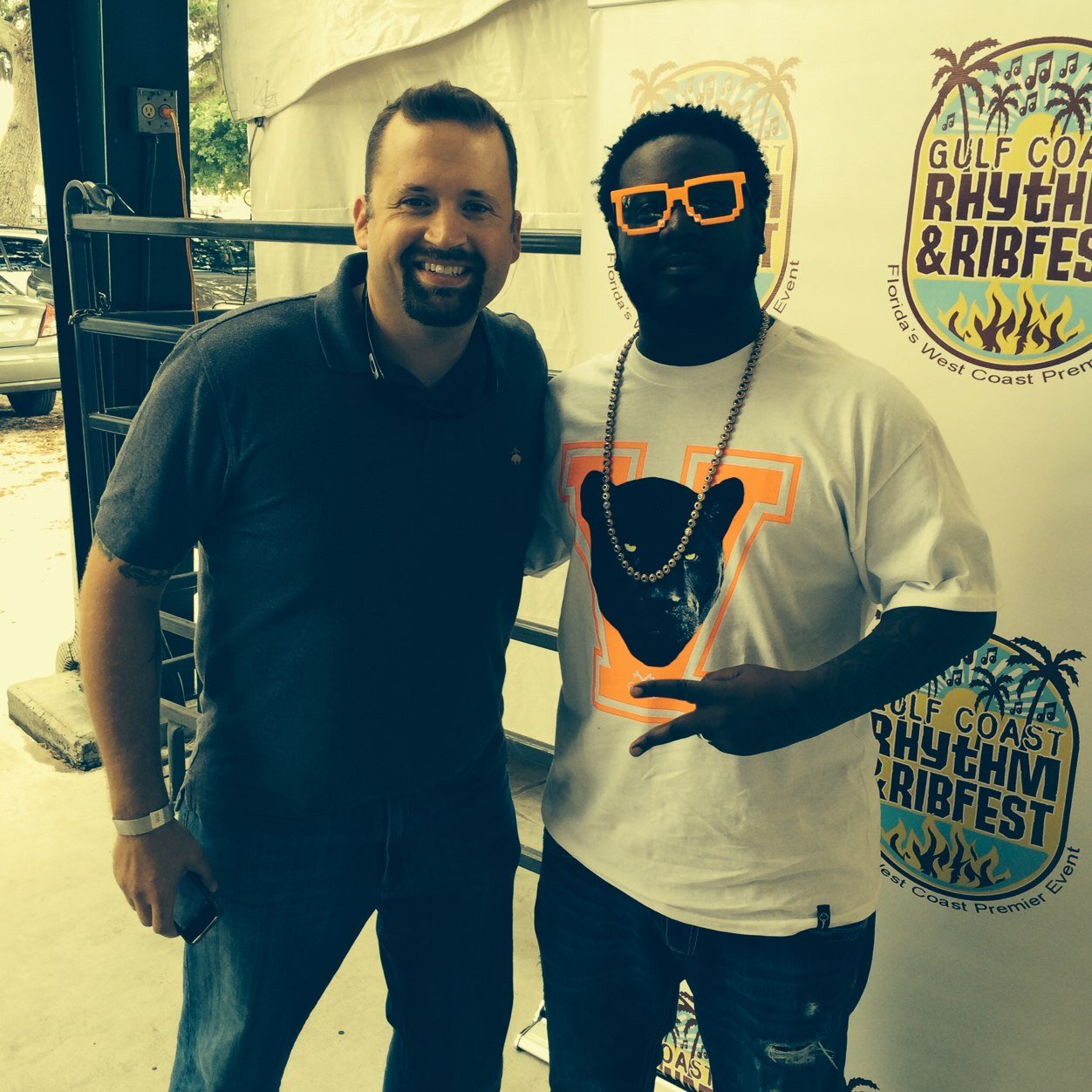 bpktweeter's profile picture. What's on the radio?