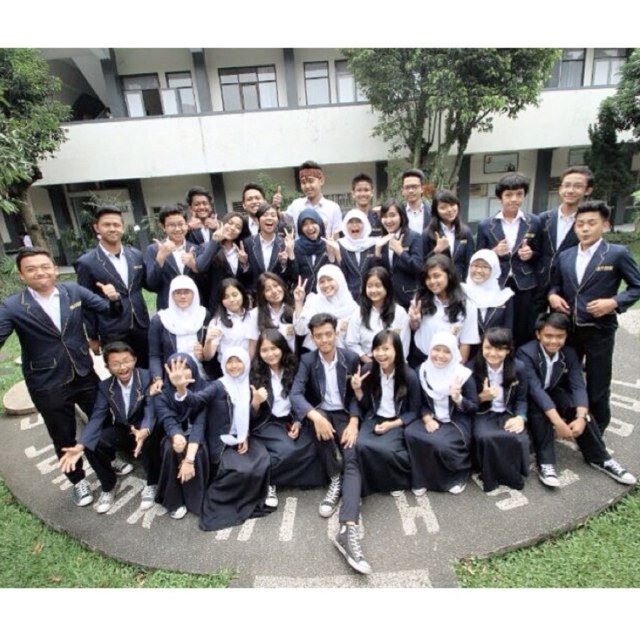 osispk_1213's profile picture. Organisasi Siswa Intra Sekolah & Perwakilan Kelas SMP Negeri 5 Bandung masa bhakti 2012/2013. Bazar kita: @QUEVEST. Struktur Organisasi di Favorites. KAMI U/ 5!