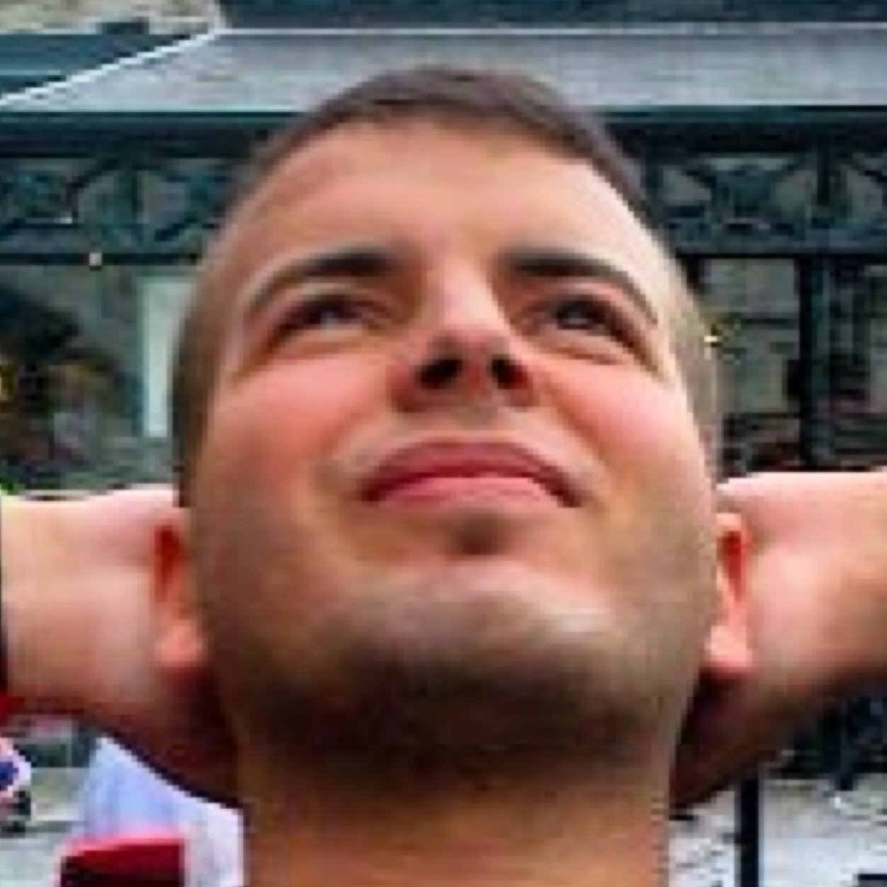 Videographer interested in film. Loves Canon DSLR and a member of 212Group