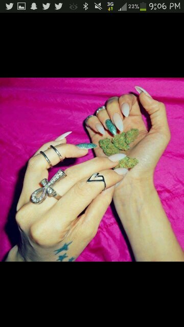 I'm a shopaholic bitch & Mary Jane is my lesbian lover & I got a nice round booty.