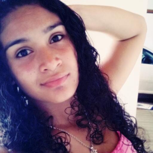 13 Años*-* Tavapy - Alto Parana 8)Amante de la Música Electrónica♥ @Paty_adornof -- Instagram♥