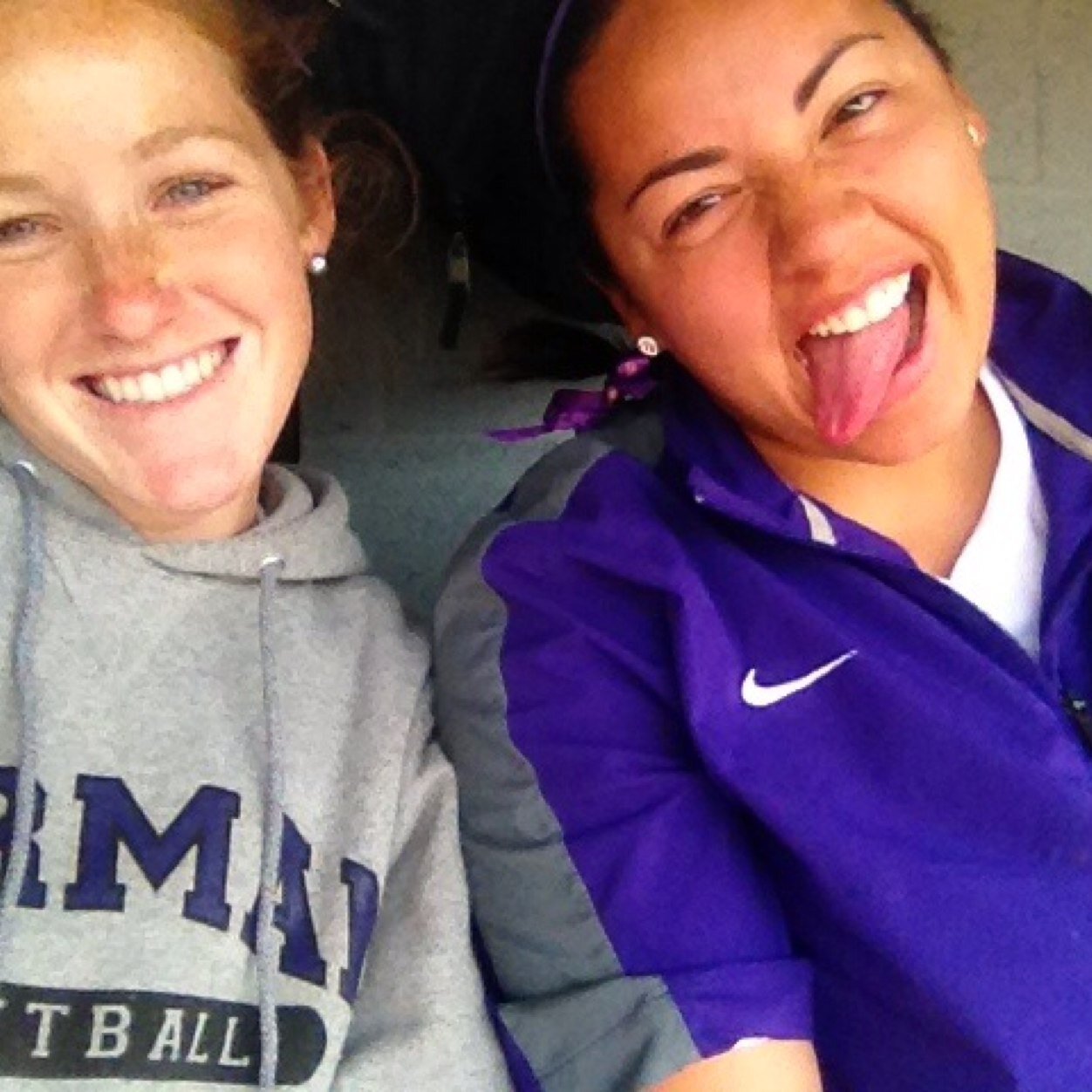 _Shelbs28_'s profile picture. 