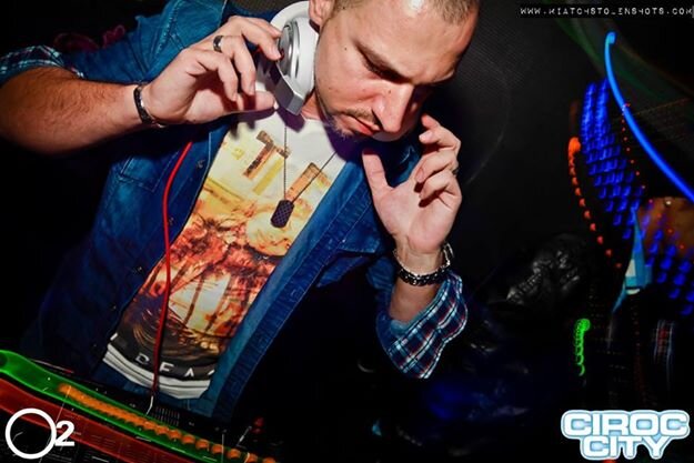 DJ ❌ Entertainer ❌ Professional ❌ Instagram - dj_a_lo ❌ Snapchat - dja-lo