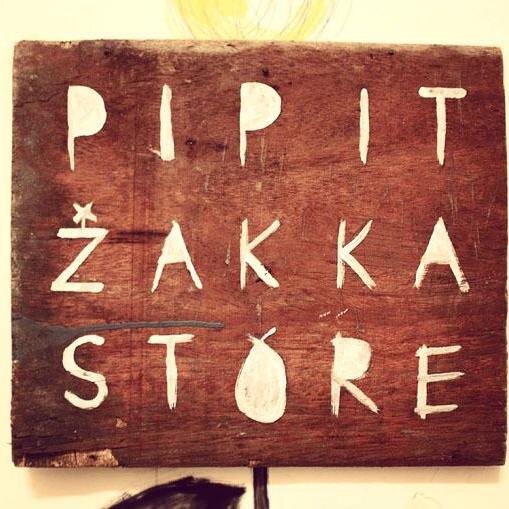 pipitzakkastore's profile picture. Pipit Zakka Store