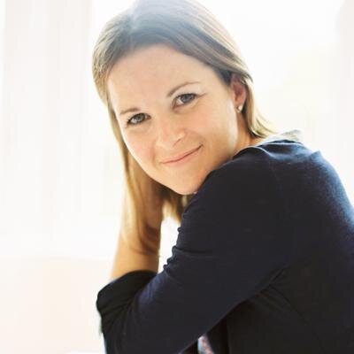 Mama | Photographer | Yogi | Travel & Lifestyle Blogger | Wanderluster | American Expat in Vienna