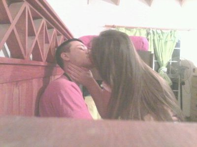 amo mucho  a mi novia :-)